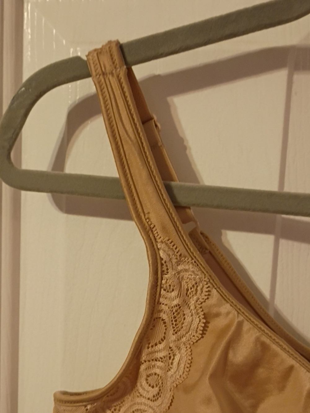 Bali ¹Everyday Full Coverage Underwire Bra - Nude - Picture 4 of 7